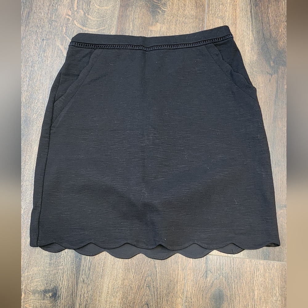 Skies Are Blue Black Textured Skirt